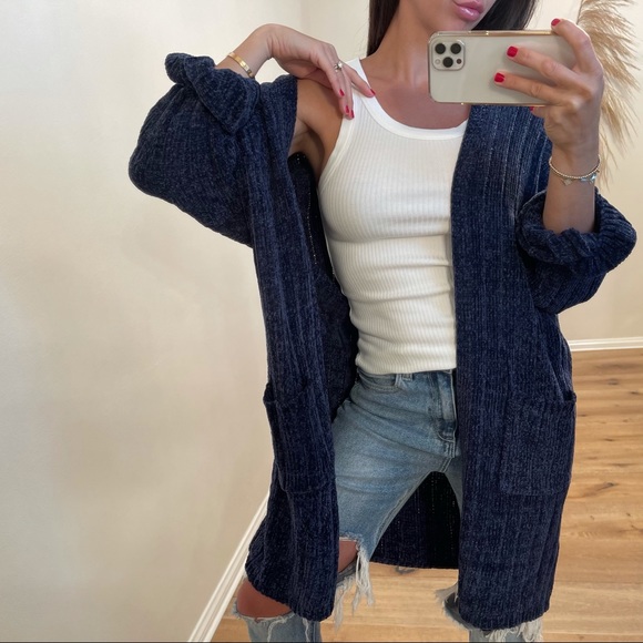 MRSALLIEXO— SOLD OUT - Picture 5 of 8